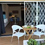 Garden House - Golf & *